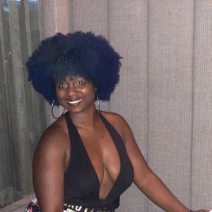 Meet your Posher, Lamonique